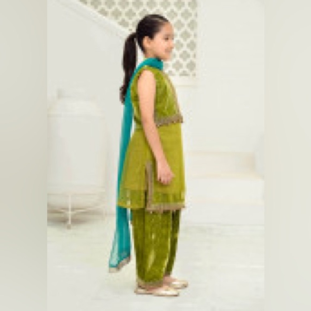 Suit Green : Maria B. Kids - Picture 7 of 8